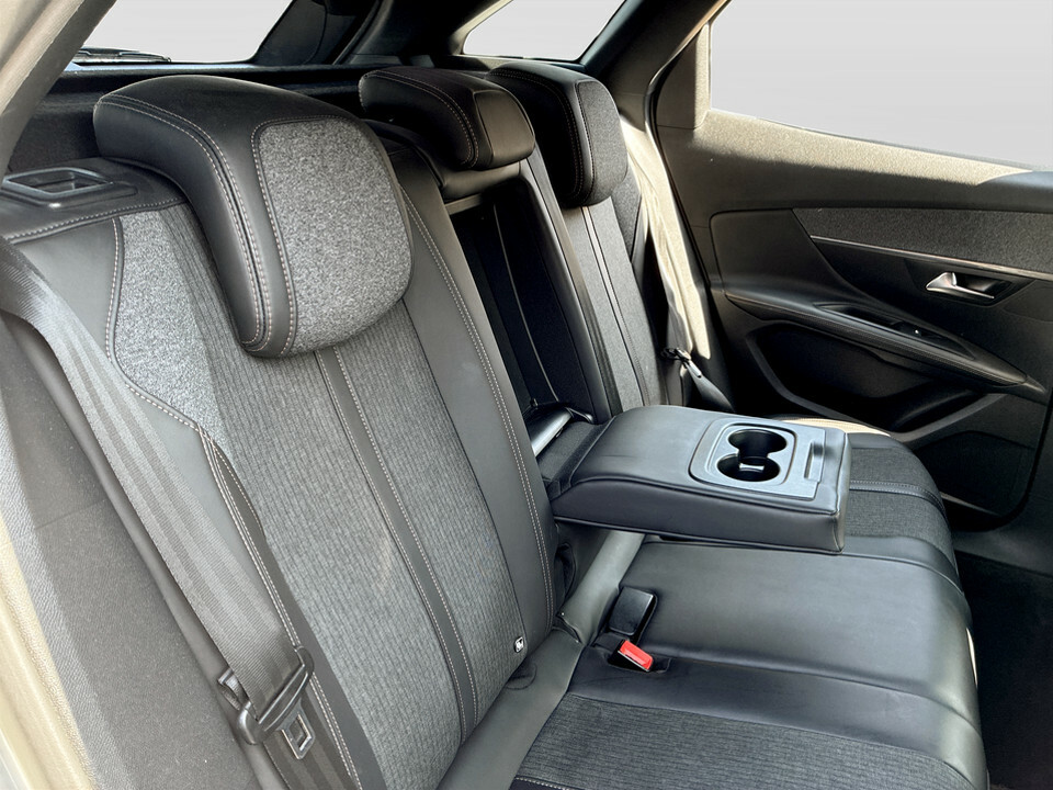 Peugeot 3008 Bluehdi Ss Allure White #29