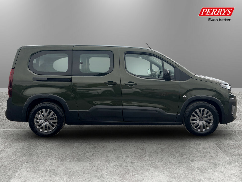 Peugeot e-Rifter 52Kwh Gt Standard Mpv 7.4Kw Green #8