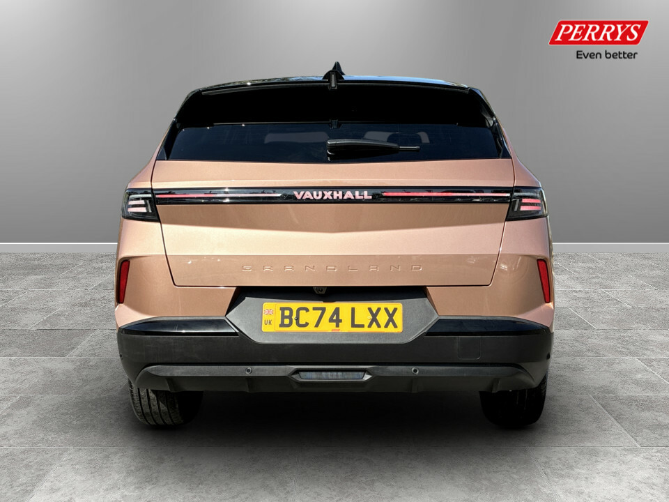Vauxhall Grandland 1.2 Hybrid 136 Ultimate E-dct6 Pan Roof BC74LXX Brown #6