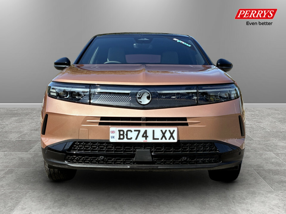 Vauxhall Grandland 1.2 Hybrid 136 Ultimate E-dct6 Pan Roof BC74LXX Brown #2