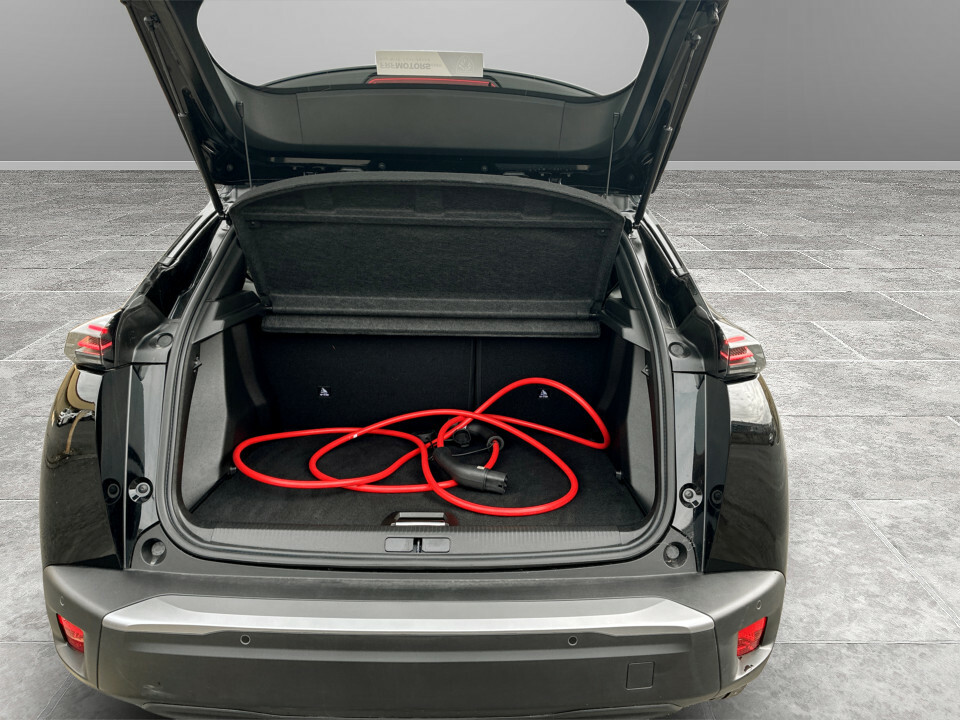 Peugeot e-2008 54Kwh Allure 7Kw Charger Black #12