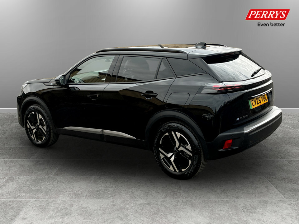 Peugeot e-2008 100Kw Gt 50Kwh Black #5