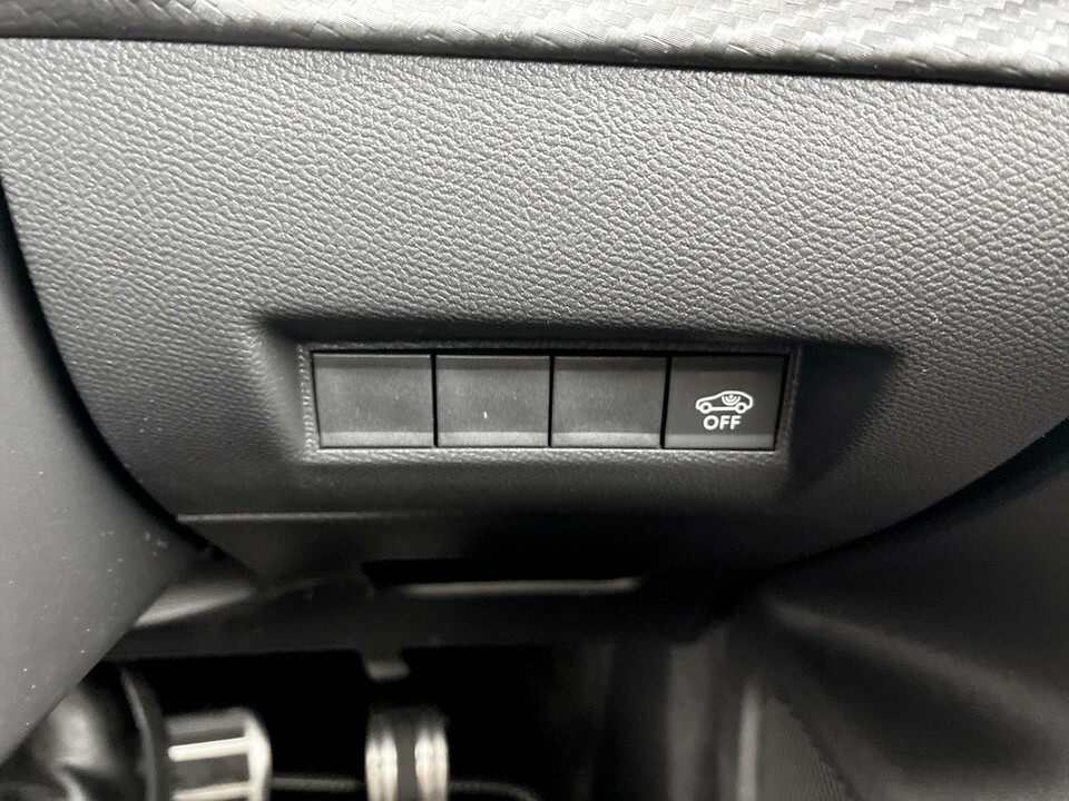 Peugeot e-2008 54Kwh Allure 7Kw Charger Black #28