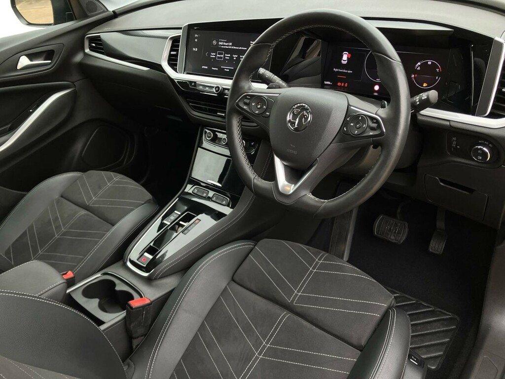 Vauxhall Grandland 1.2 Turbo Ultimate Black #8