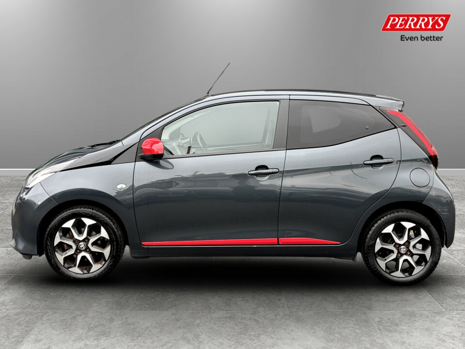 Toyota Aygo 1.0 Vvt-i X-trend Tss X-shift OY70HYM Grey #4