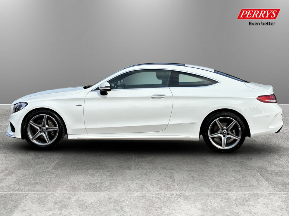 Mercedes-Benz C Class C220d Amg Line Premium Plus DX67MXJ White #4