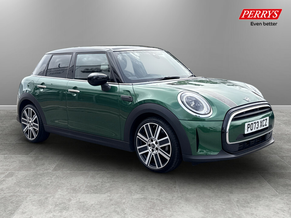 Mini Hatch 1.5 Cooper Exclusive Premium Green
