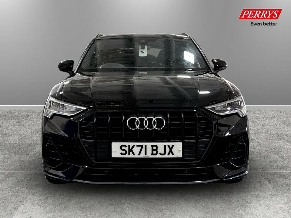 Audi Q3 35 Tfsi Black Edition S Tronic SK71BJX Black #2