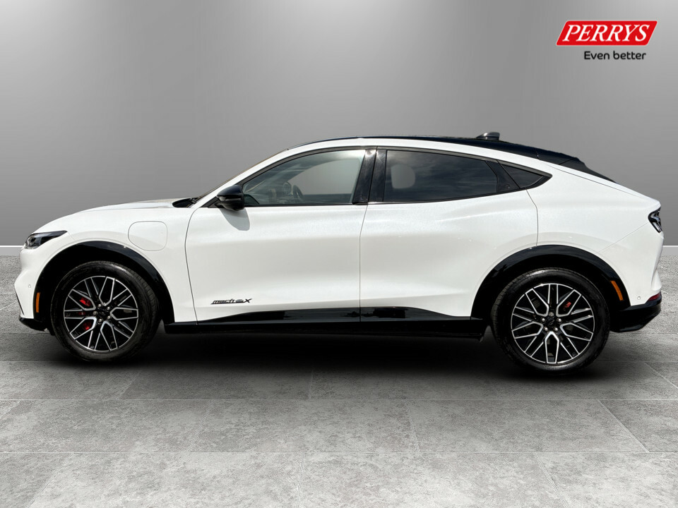 Ford Mustang Mach-E 272Kw Premium 91Kwh Awd YP75JKV White #4