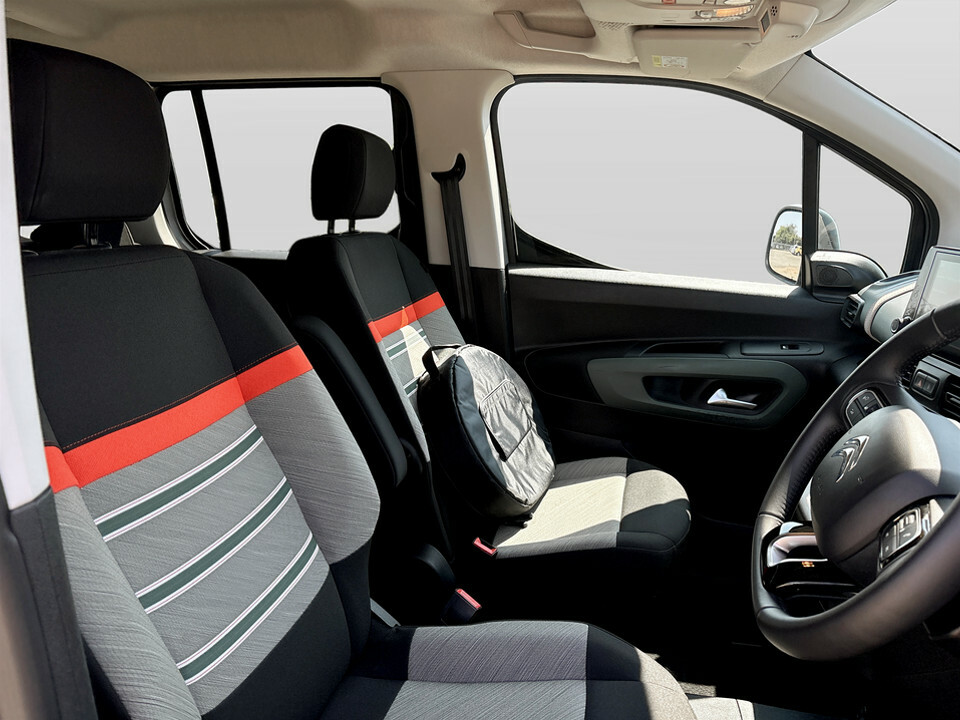 Citroen e-Berlingo Max Blue #25