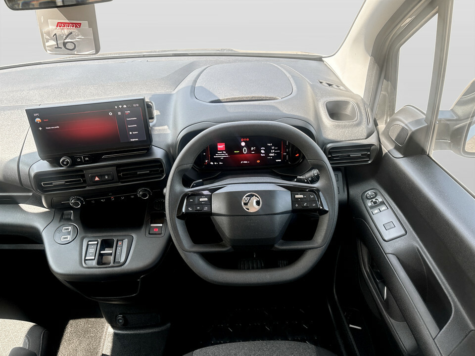 Vauxhall Combo-e Life 100Kw Ultimate 52Kwh Grey #18