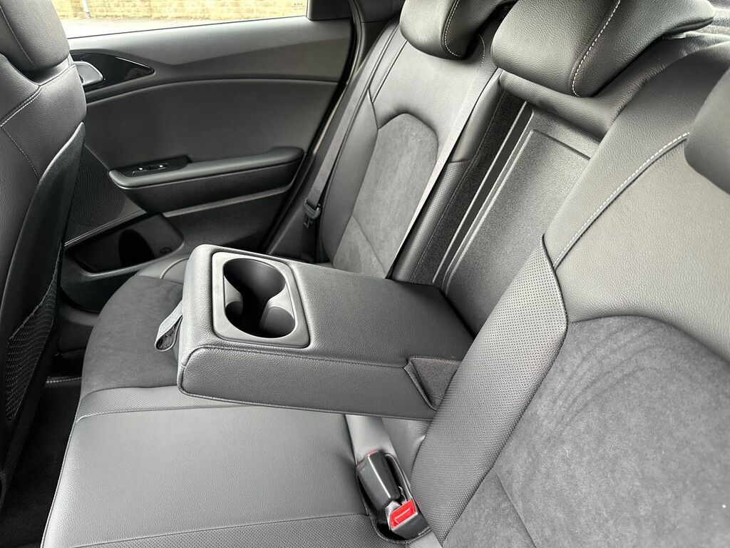 Kia Ceed 1.5T Gdi Isg 138 Gt-line Red #32