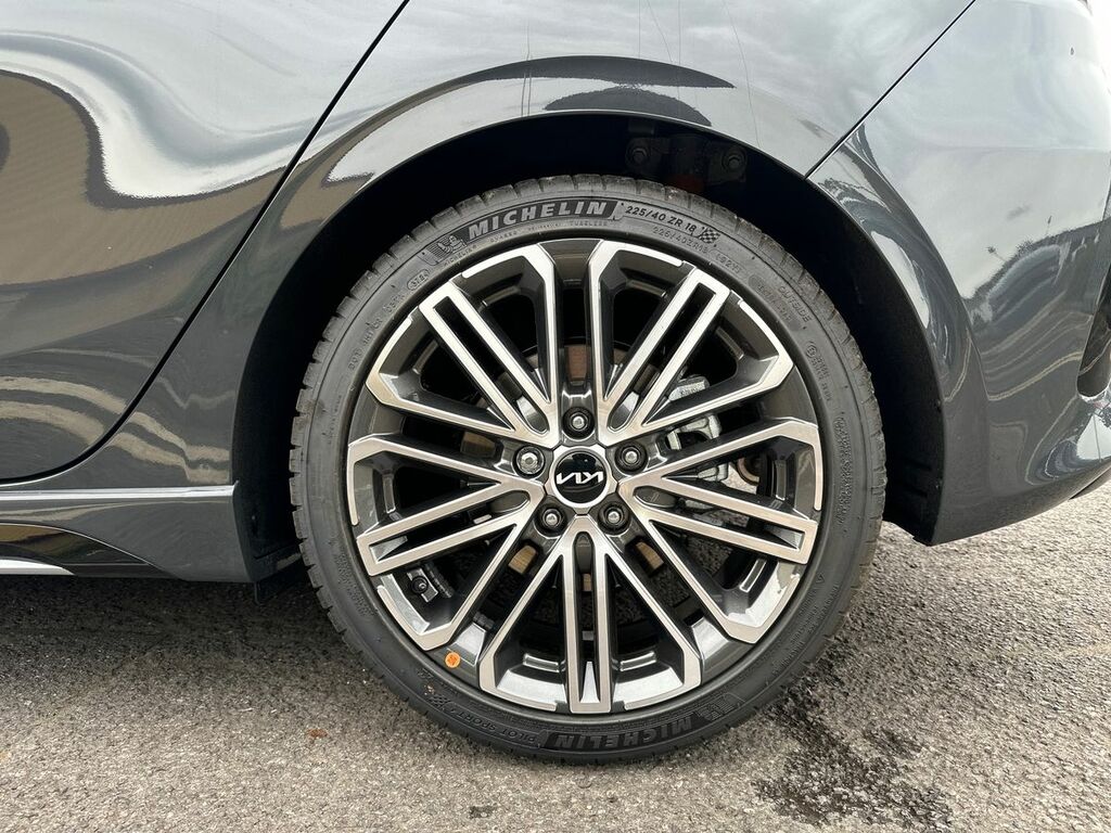 Kia Ceed 1.5T Gdi Isg 138 Gt-line Red #7