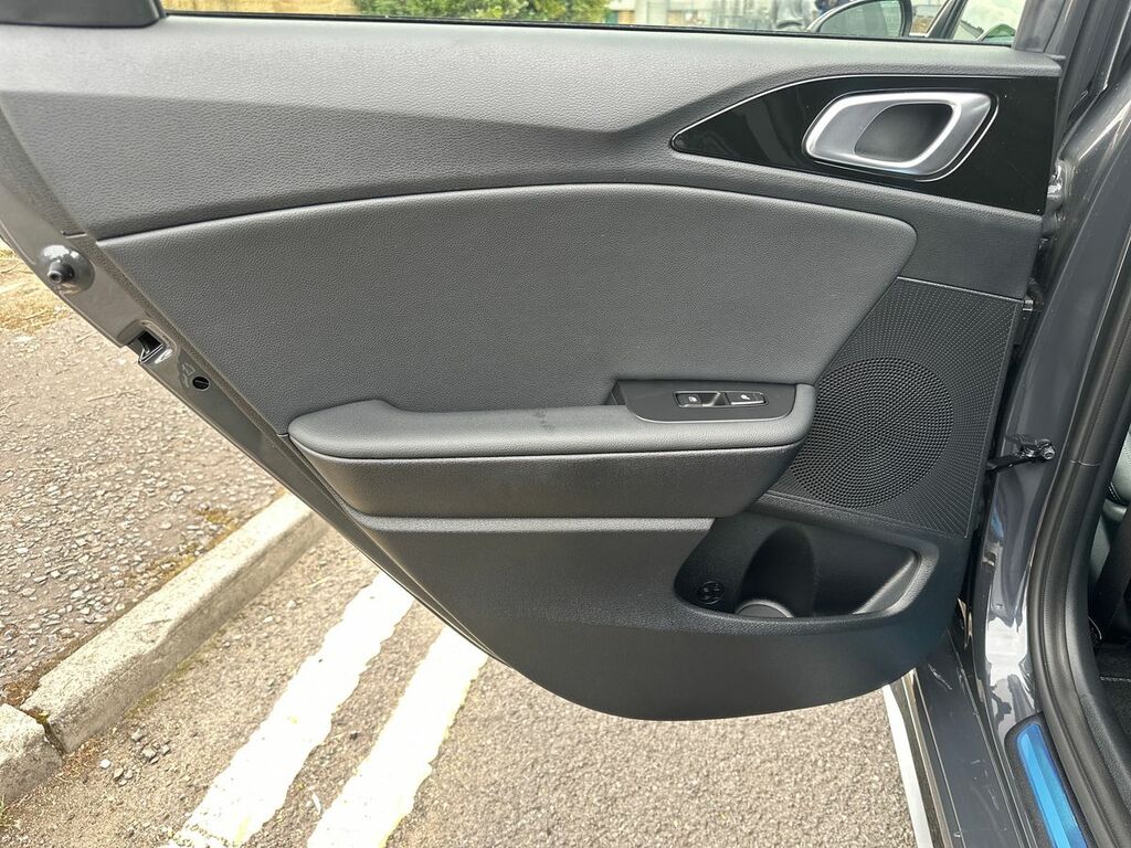 Kia Ceed 1.5T Gdi Isg 138 Gt-line Red #26