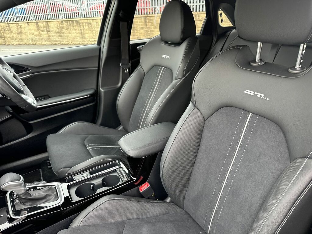Kia Ceed 1.5T Gdi Isg 138 Gt-line Red #23