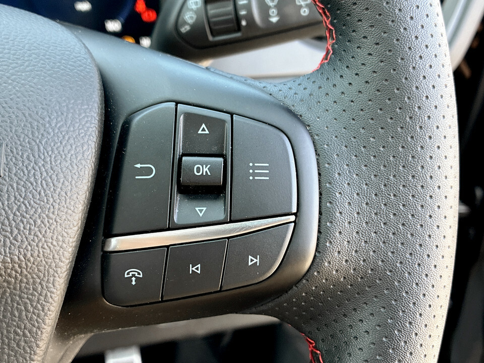 Ford Kuga Active Black #46