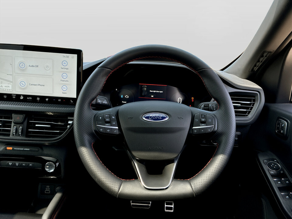 Ford Kuga Active Black #16
