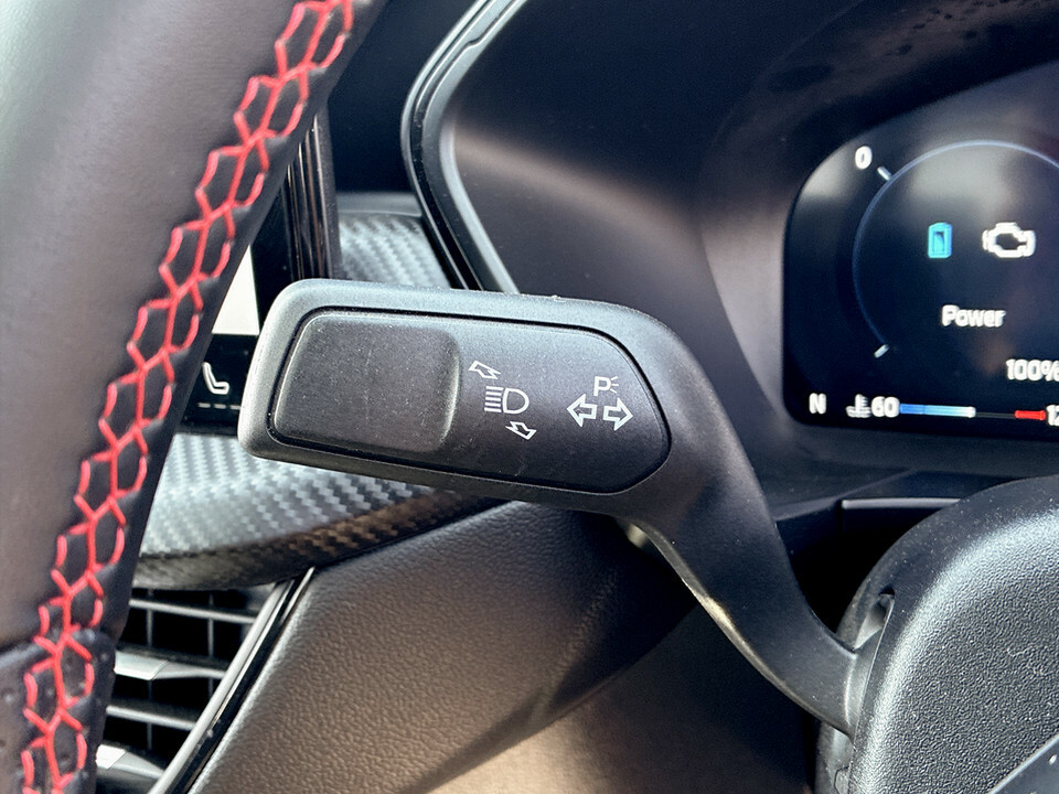 Ford Kuga Active Black #45