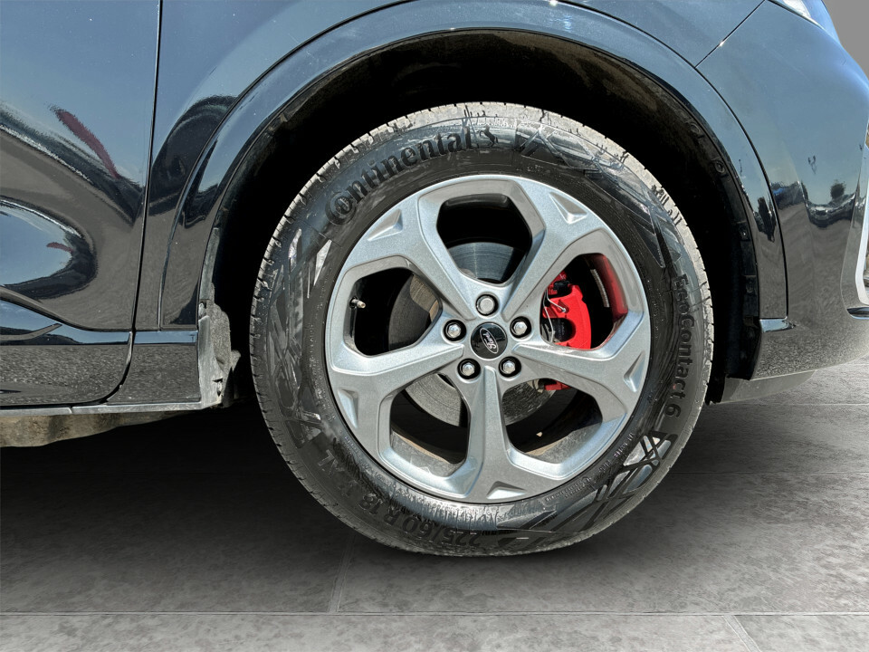 Ford Kuga Active Black #9