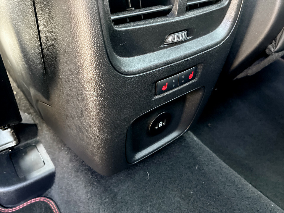 Ford Kuga Active Black #34