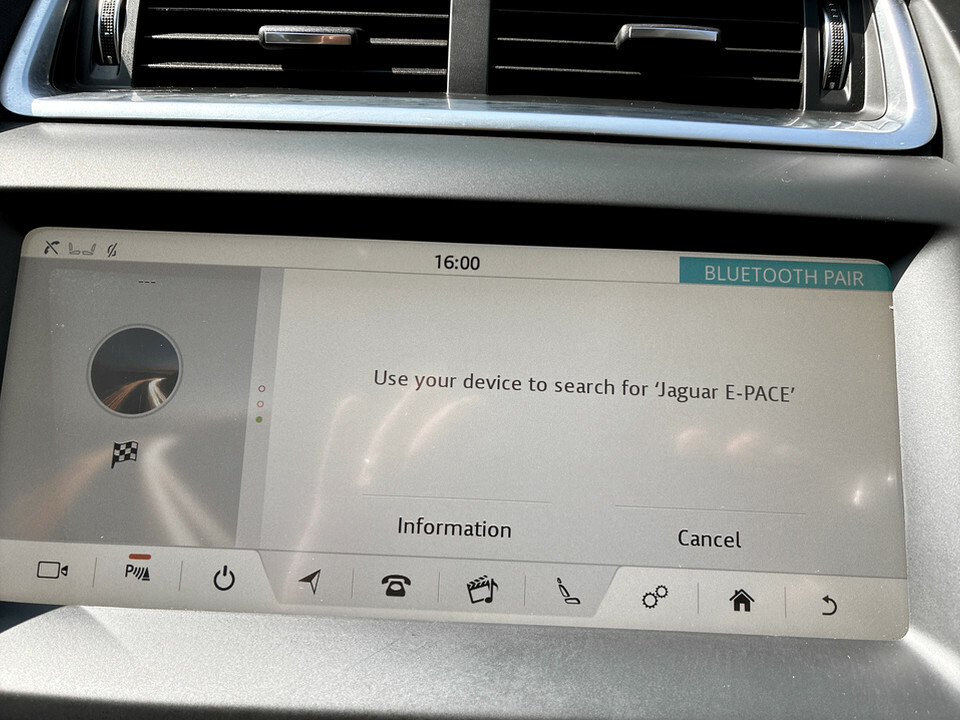 Jaguar E-Pace 2.0D 240 Hse Grey #27