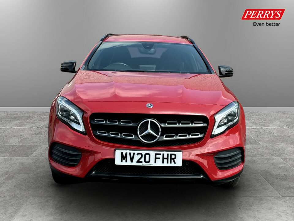 Mercedes-Benz GLA Class Gla 180 Amg Line Edition MV20FHR Red #2