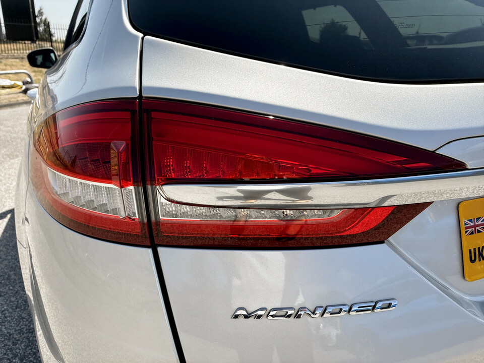 Ford Mondeo Titanium Edition Silver #11