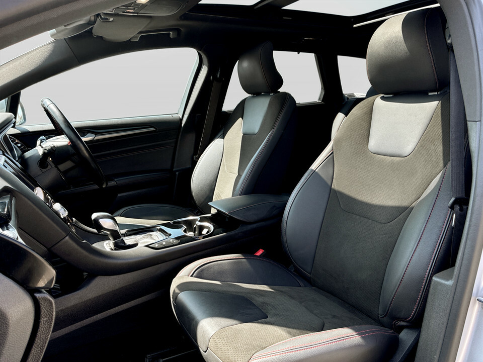 Ford Mondeo Titanium Edition Silver #18