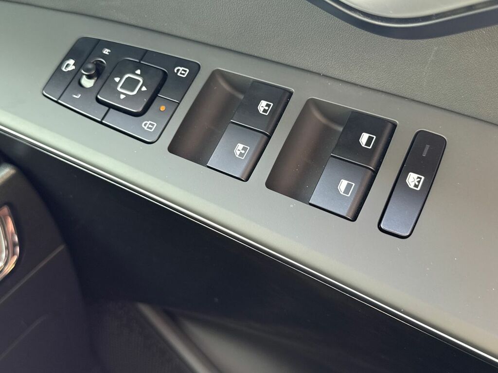 Kia e-Niro 2 Spec Ev Grey #18