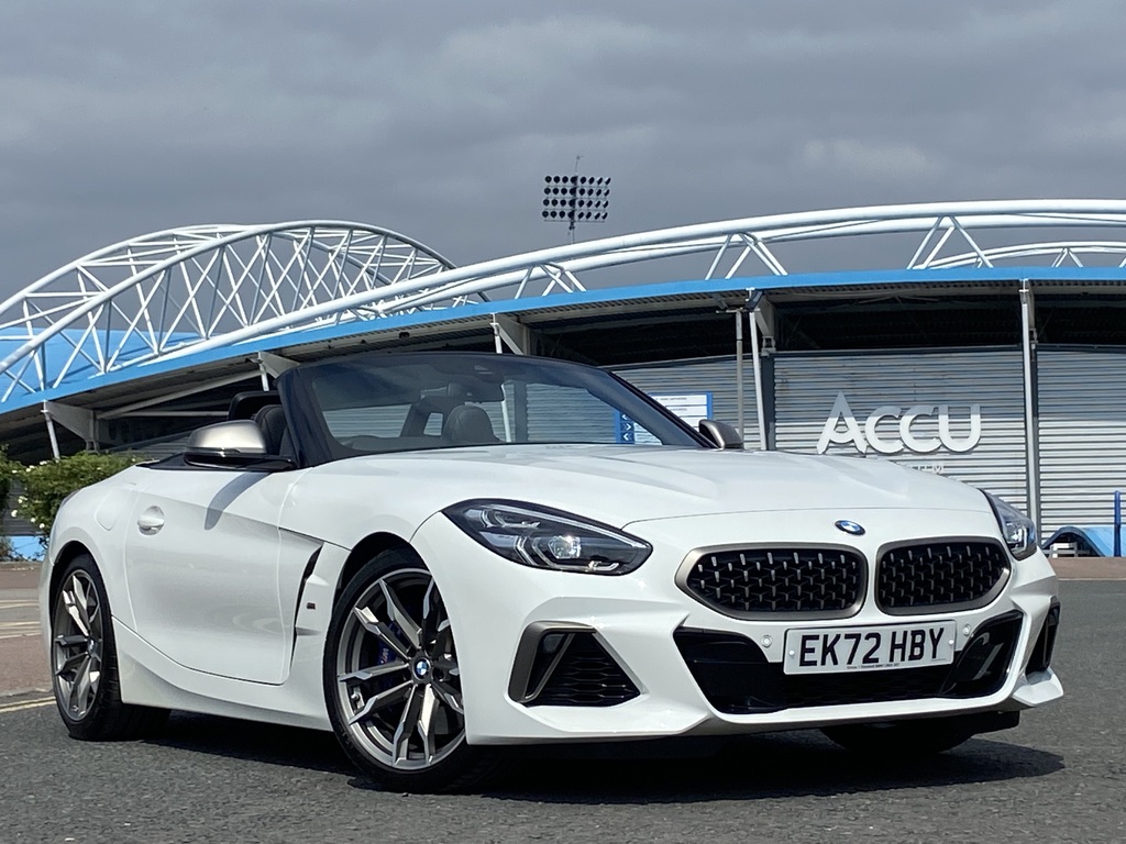 BMW Z4 Sdrive M40i White #2