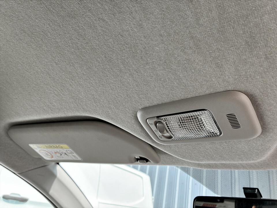 Peugeot 108 Active White #40