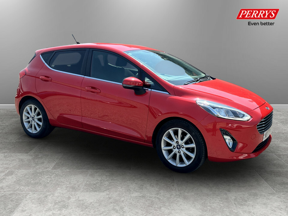 Ford Fiesta 1.0 Ecoboost Hybrid Mhev 125 Titanium Red