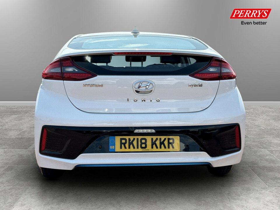 Hyundai Ioniq 1.6 Gdi Hybrid Premium Se Dct White #6