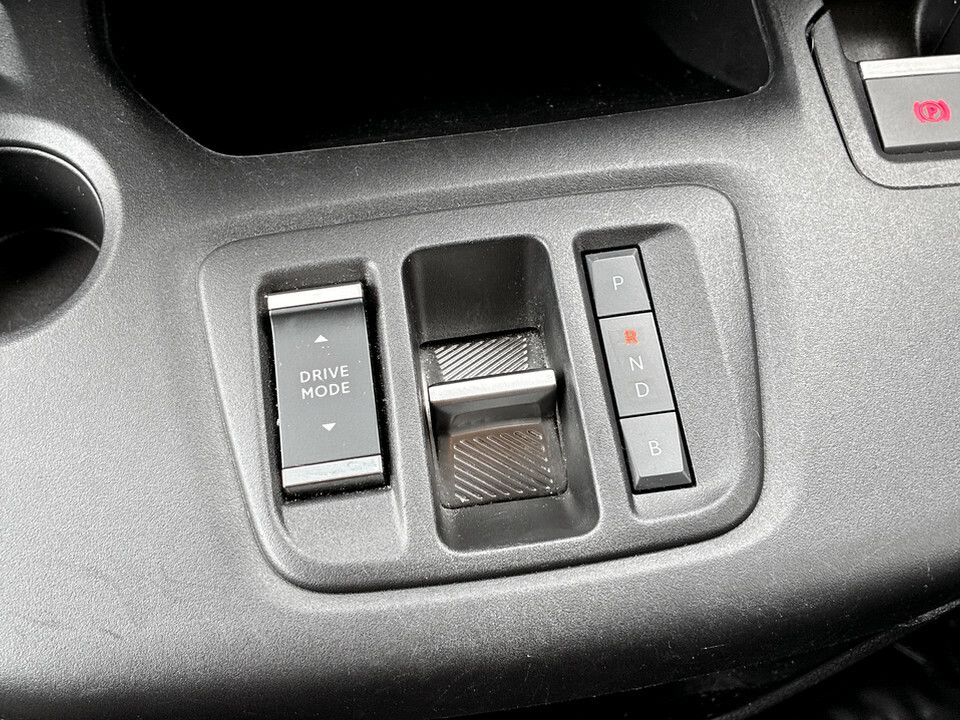 Vauxhall Combo-e Life 100Kw Ultimate 50Kwh Black #22