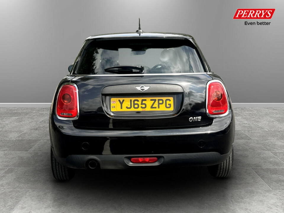 Mini Hatch 1.2 One Black #6