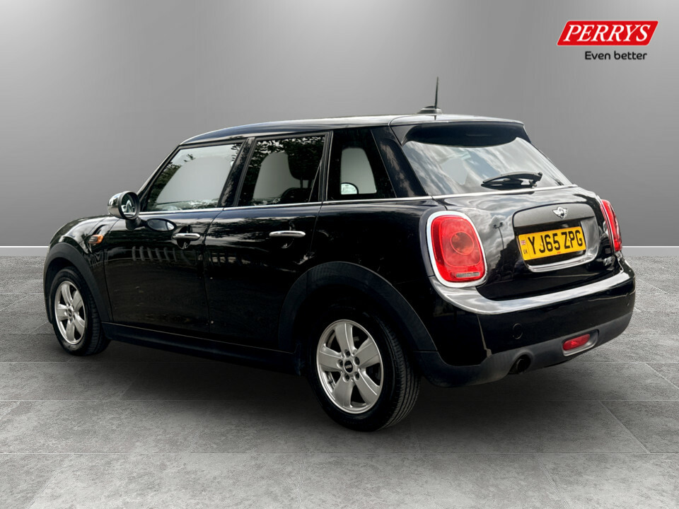 Mini Hatch 1.2 One Black #5