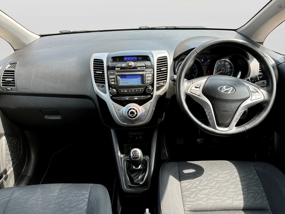 Hyundai Ix20 1.6 Se Red #15