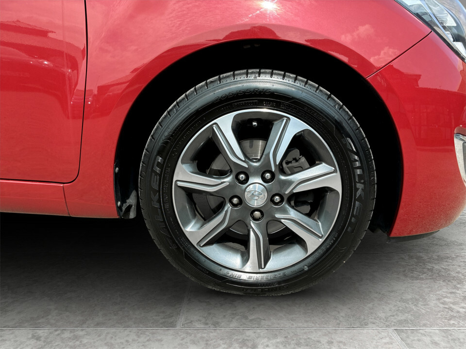 Hyundai Ix20 1.6 Se Red #9