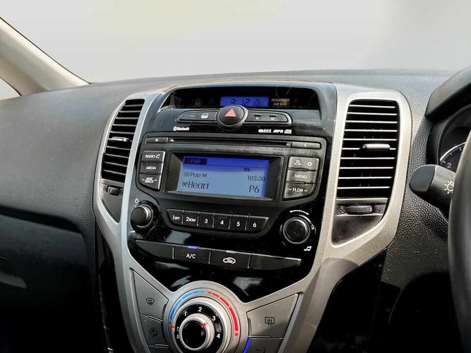 Hyundai Ix20 1.6 Se Red #19