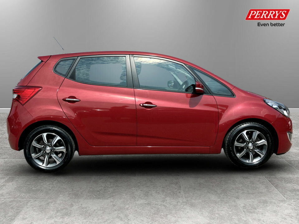 Hyundai Ix20 1.6 Se Red #8