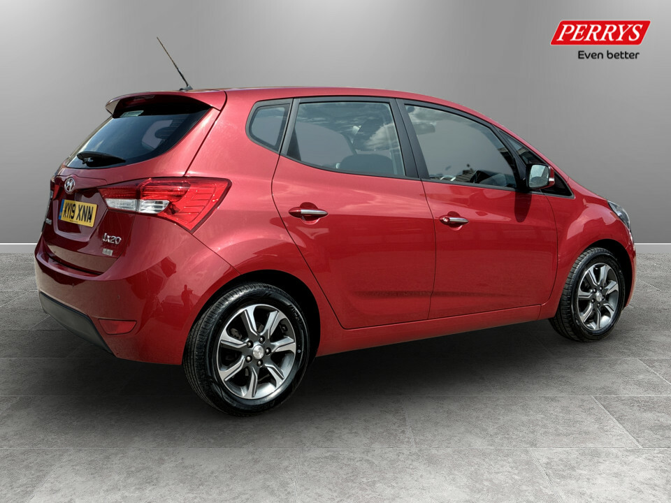 Hyundai Ix20 1.6 Se Red #7