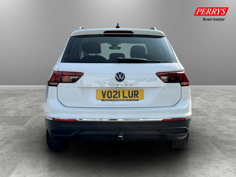 Volkswagen Tiguan 2.0 Tdi Life White #6
