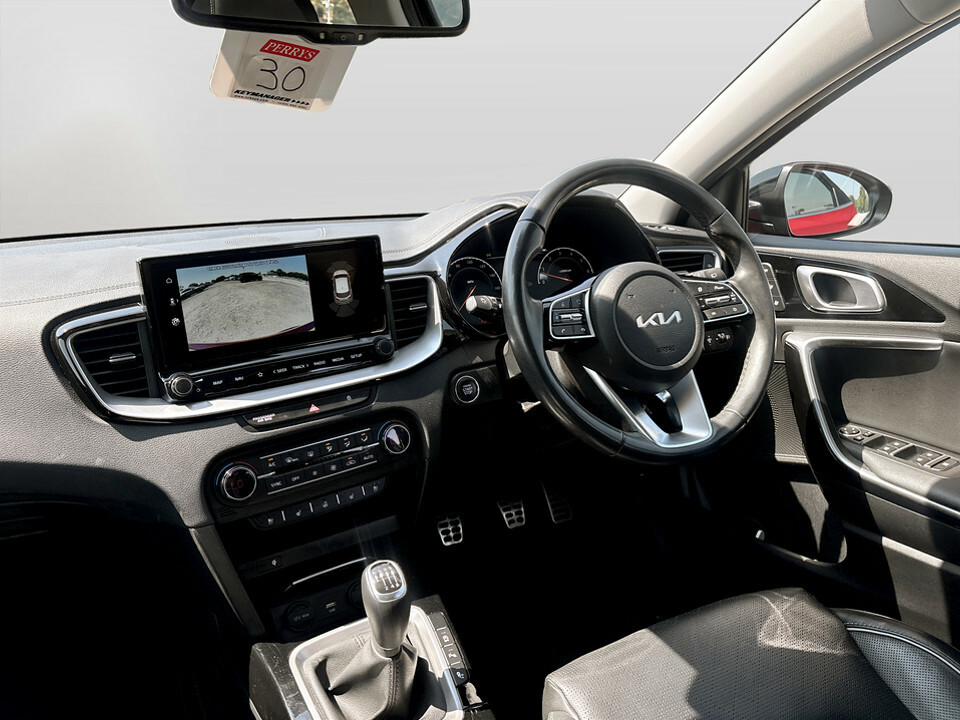 Kia Xceed 1.0T Gdi Isg 2 White #17