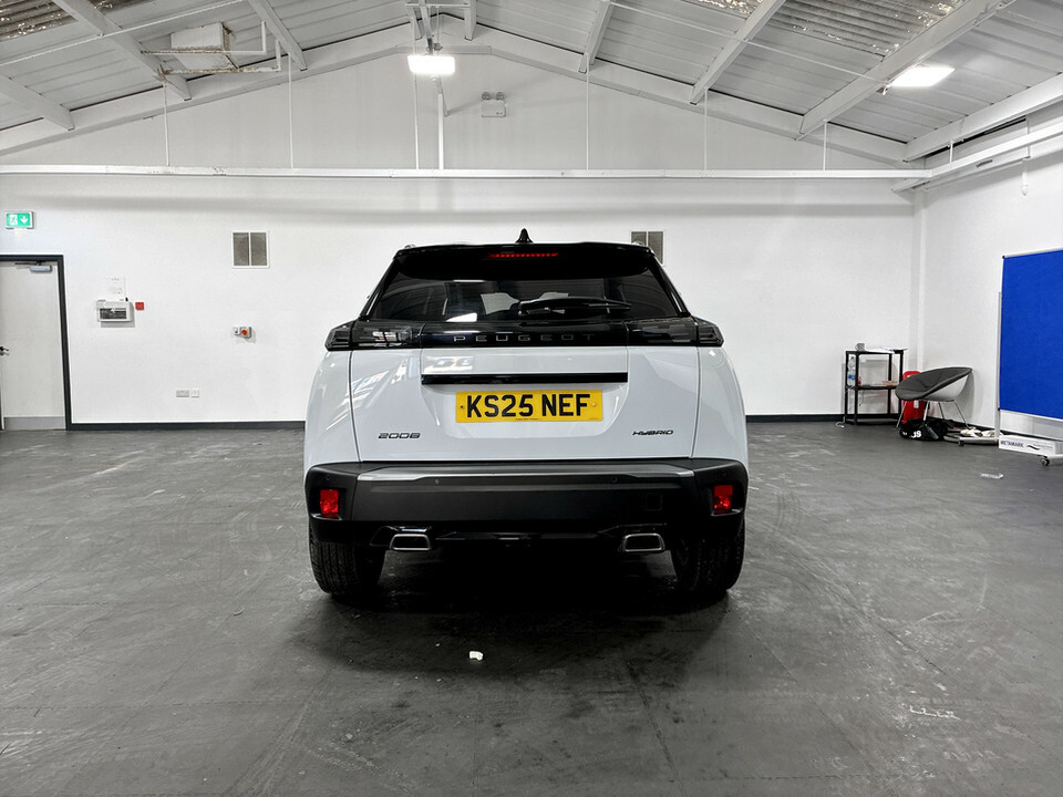 Peugeot 2008 1.2 Hybrid 136 Gt E-dsc6 White #6