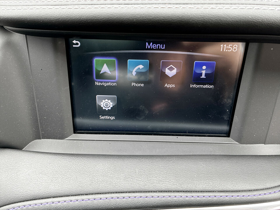 Infiniti Q30 Luxe Tech D Grey #38