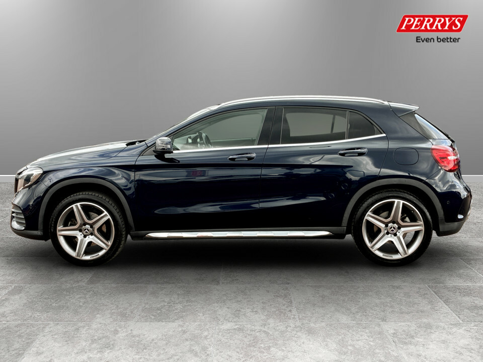 Mercedes-Benz GLA Class Gla 220D 4Matic Amg Line Prem Plus PN68BYY Blue #4