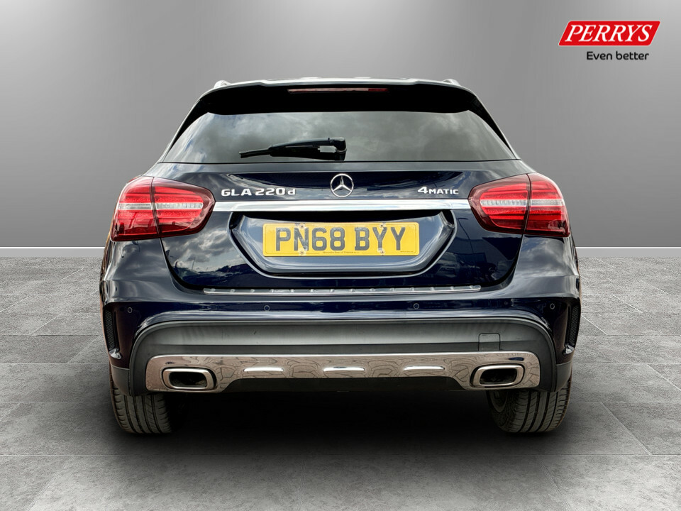 Mercedes-Benz GLA Class Gla 220D 4Matic Amg Line Prem Plus PN68BYY Blue #6