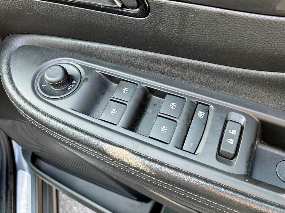 Vauxhall Mokka Petrol Silver #13