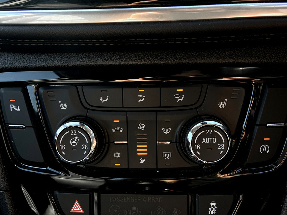 Vauxhall Mokka Petrol Silver #31