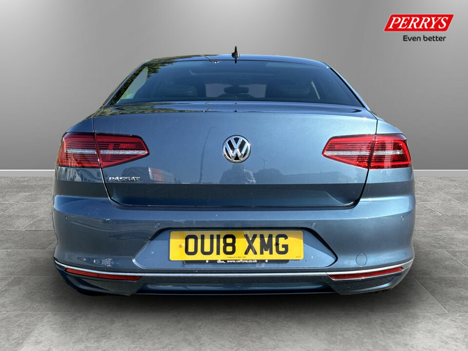 Volkswagen Passat 2.0 Tdi Gt Panoramic Roof Blue #6